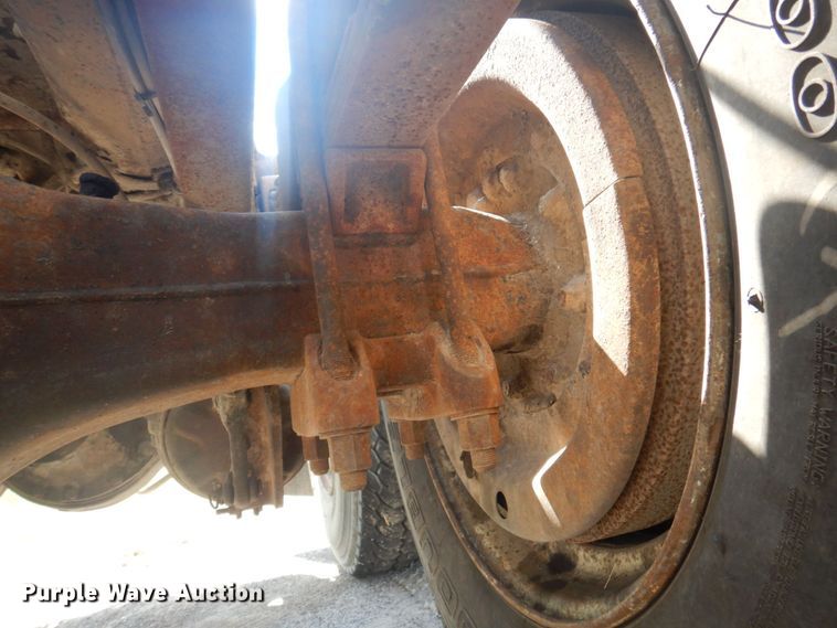 image for item DP5625 1980 White Road Boss 2  semi truck