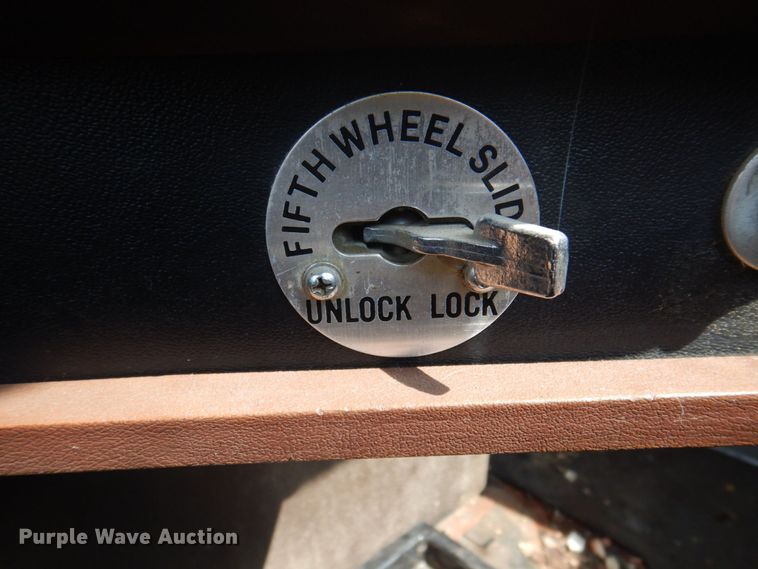 image for item DP5625 1980 White Road Boss 2  semi truck