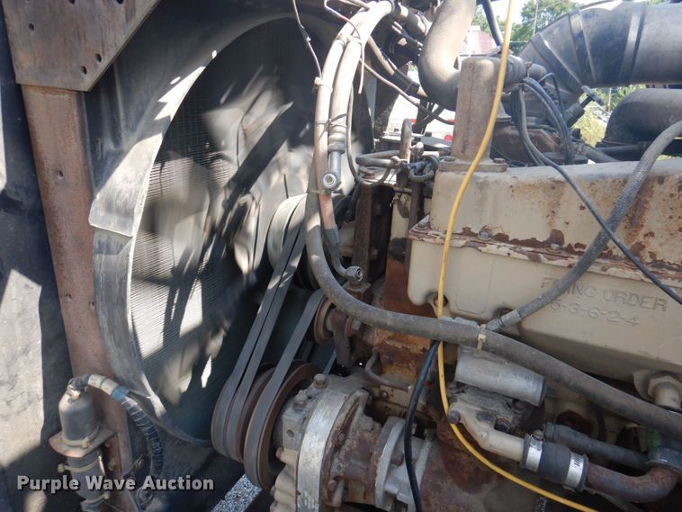 image for item DP5625 1980 White Road Boss 2  semi truck