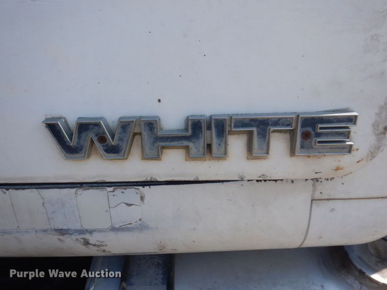 image for item DP5625 1980 White Road Boss 2  semi truck