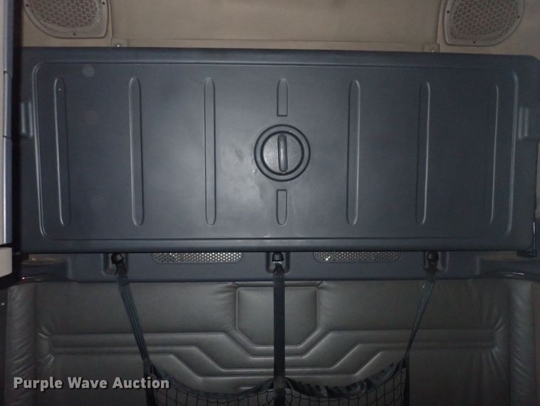 image for item DQ2975 2016 Freightliner Cascadia Evolution  semi truck