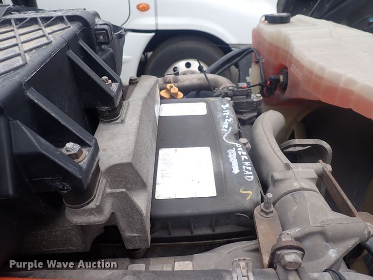 image for item DQ2975 2016 Freightliner Cascadia Evolution  semi truck