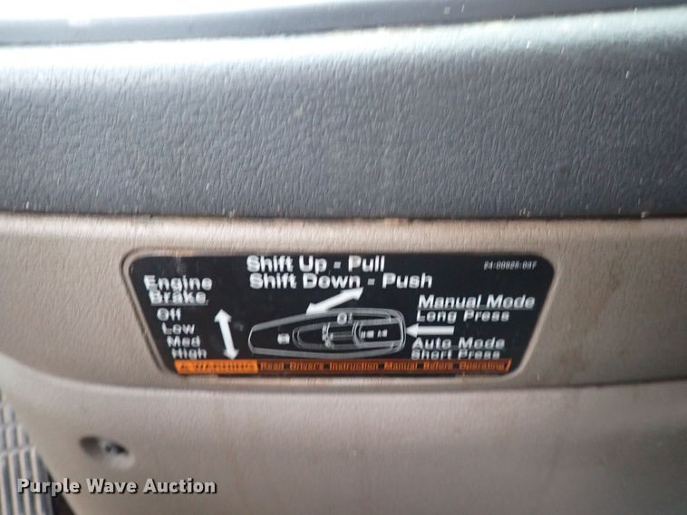 image for item DQ2977 2014 Freightliner Cascadia Evolution  semi truck