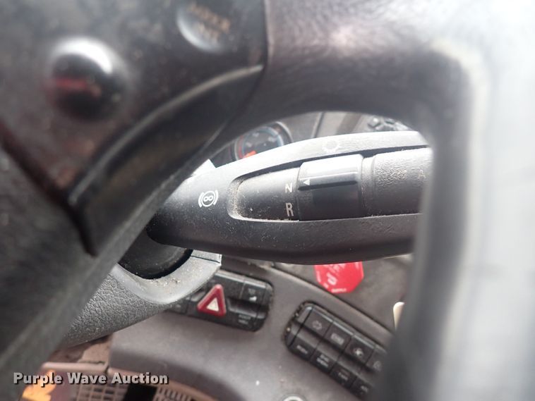 image for item DQ2977 2014 Freightliner Cascadia Evolution  semi truck