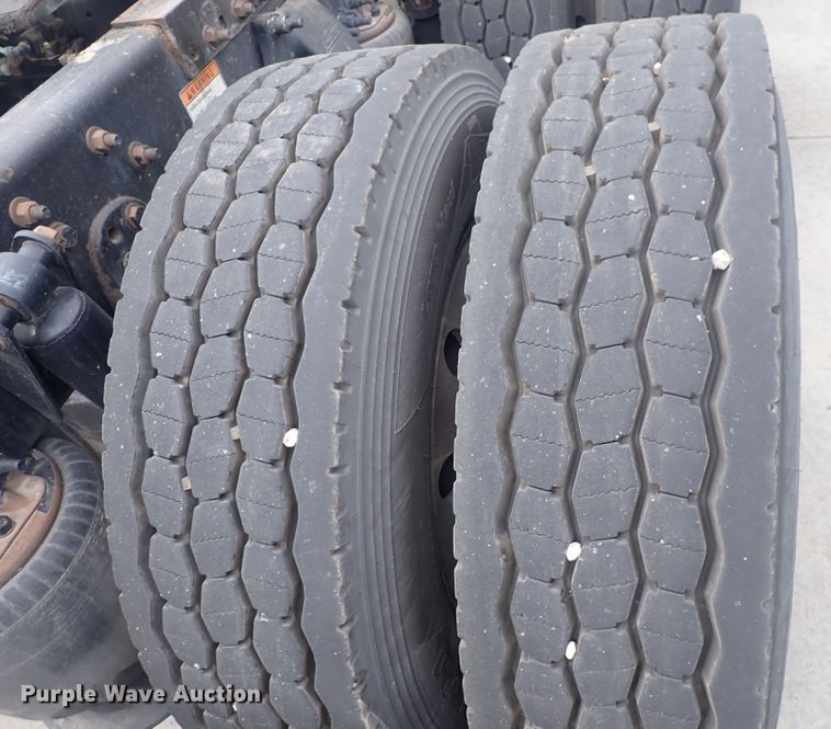 image for item DQ2978 2014 Freightliner Cascadia Evolution  semi truck