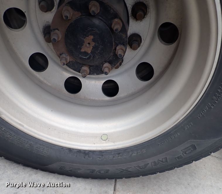 image for item DQ2978 2014 Freightliner Cascadia Evolution  semi truck