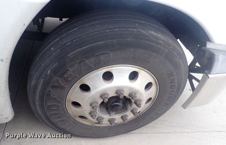 image for item DQ2978 2014 Freightliner Cascadia Evolution  semi truck