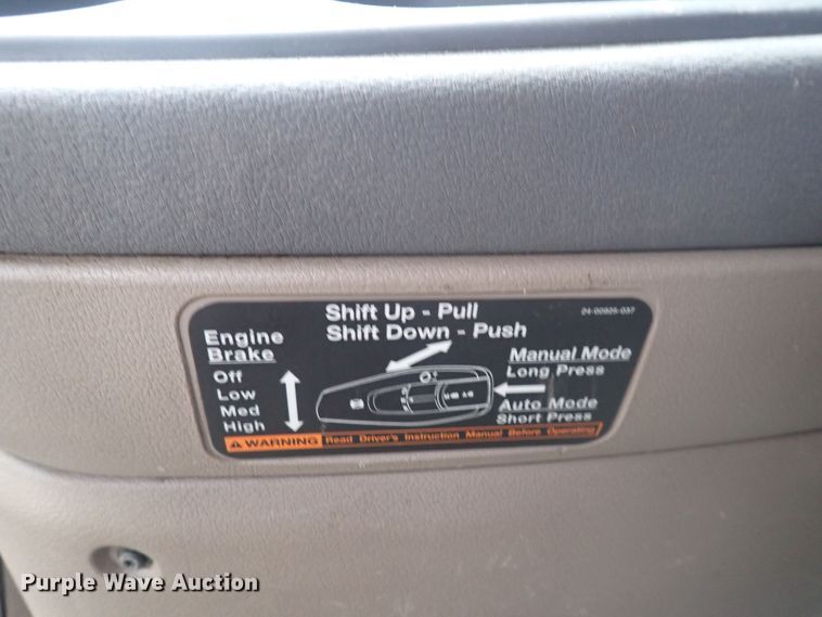 image for item DQ2979 2014 Freightliner Cascadia Evolution  semi truck