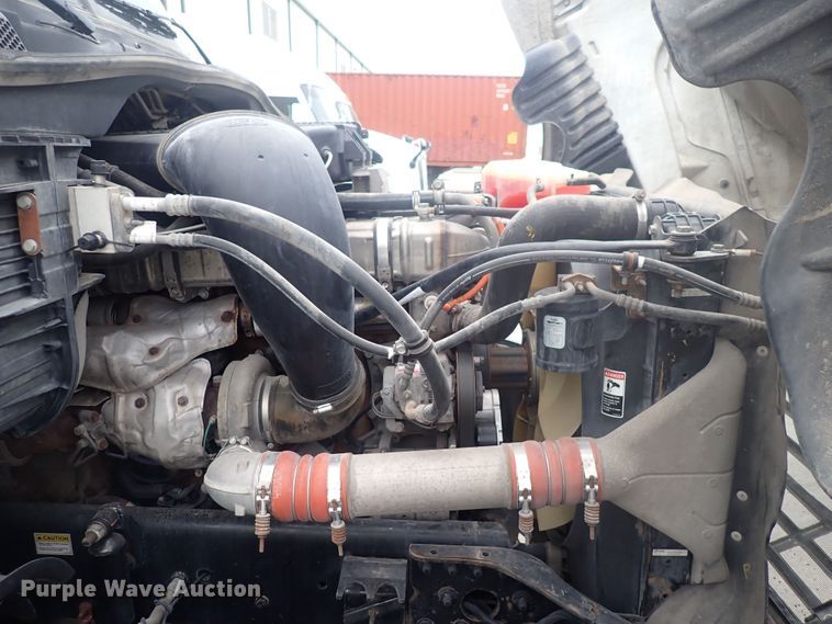 image for item DQ2979 2014 Freightliner Cascadia Evolution  semi truck