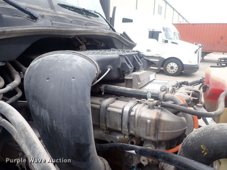 image for item DQ2979 2014 Freightliner Cascadia Evolution  semi truck