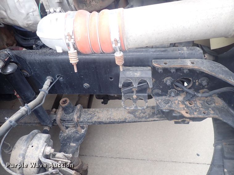 image for item DQ2979 2014 Freightliner Cascadia Evolution  semi truck