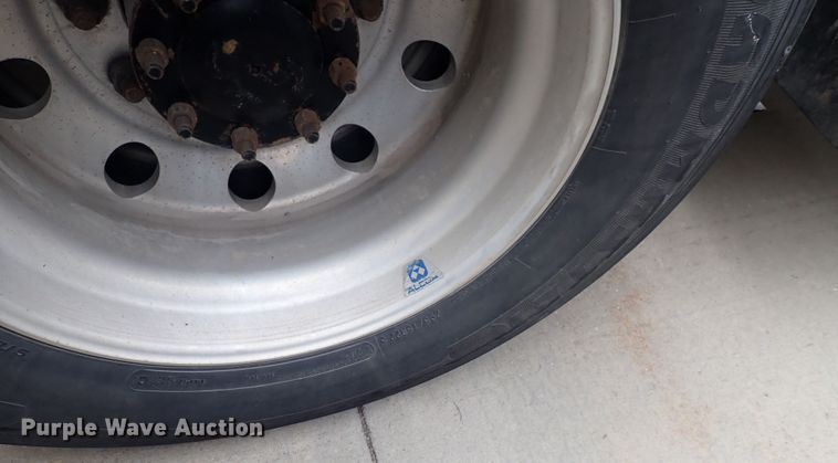 image for item DQ2979 2014 Freightliner Cascadia Evolution  semi truck