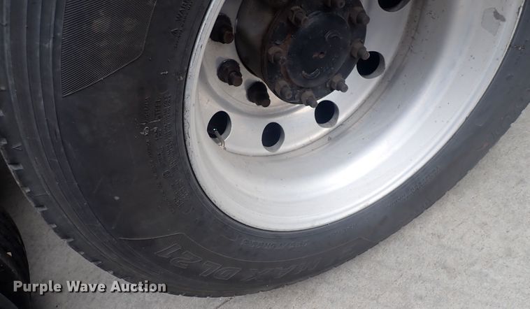 image for item DQ2980 2016 Freightliner Cascadia Evolution  semi truck