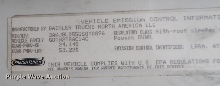 image for item DQ2980 2016 Freightliner Cascadia Evolution  semi truck