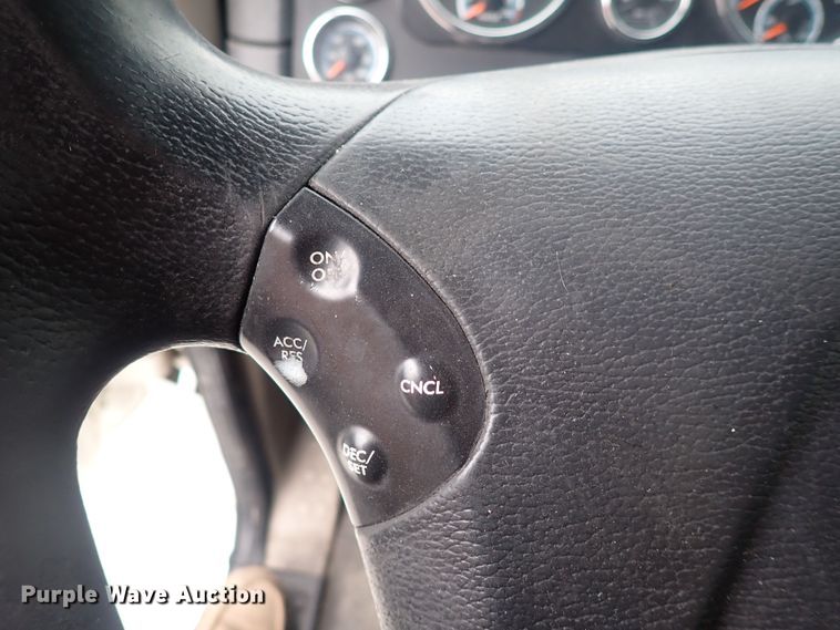 image for item DQ2981 2016 Freightliner Cascadia Evolution  semi truck