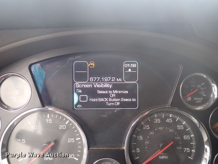 image for item DQ2983 2017 Kenworth T680  semi truck