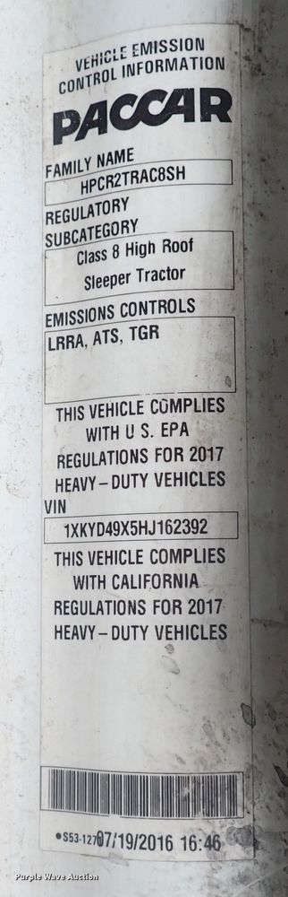 image for item DQ2983 2017 Kenworth T680  semi truck