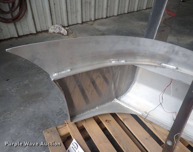 image for item DQ2985 Herd FL33RT  grill guard