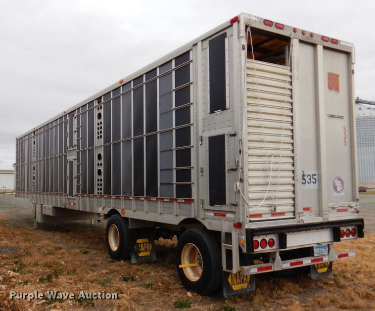 image for item DQ7256 2006 Wilson Trailers PSADL-400P  livestock trailer