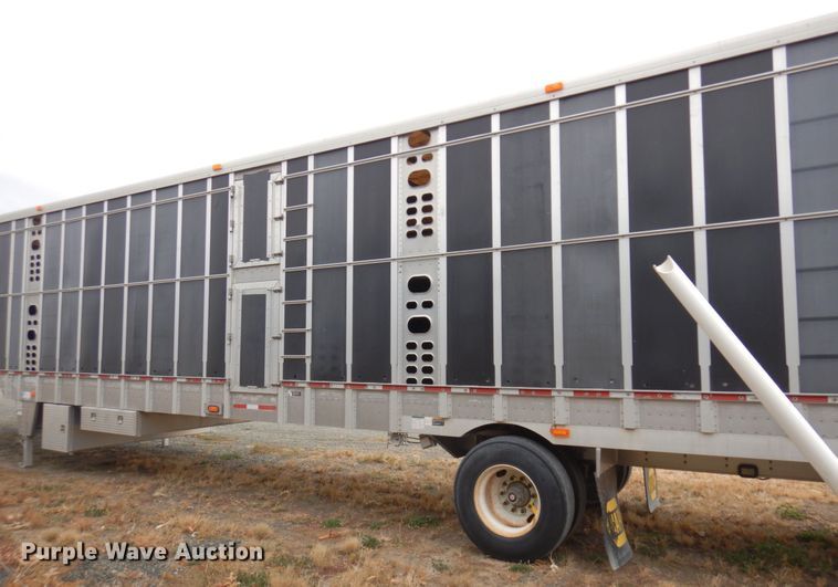 image for item DQ7256 2006 Wilson Trailers PSADL-400P  livestock trailer