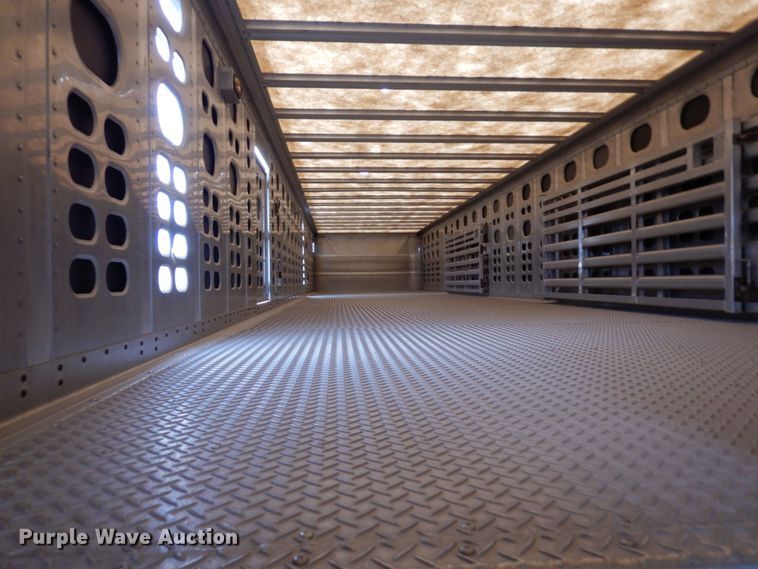 image for item DQ7256 2006 Wilson Trailers PSADL-400P  livestock trailer