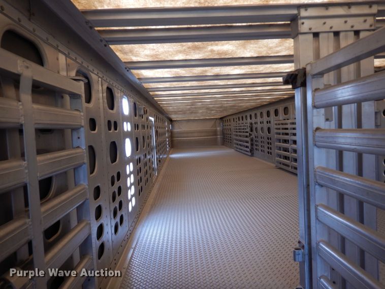 image for item DQ7256 2006 Wilson Trailers PSADL-400P  livestock trailer