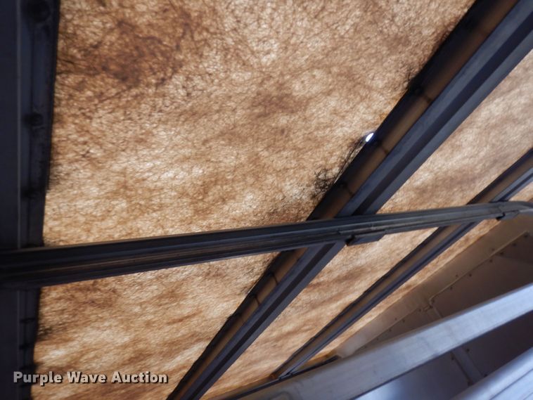 image for item DQ7256 2006 Wilson Trailers PSADL-400P  livestock trailer