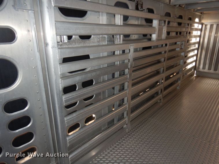 image for item DQ7256 2006 Wilson Trailers PSADL-400P  livestock trailer