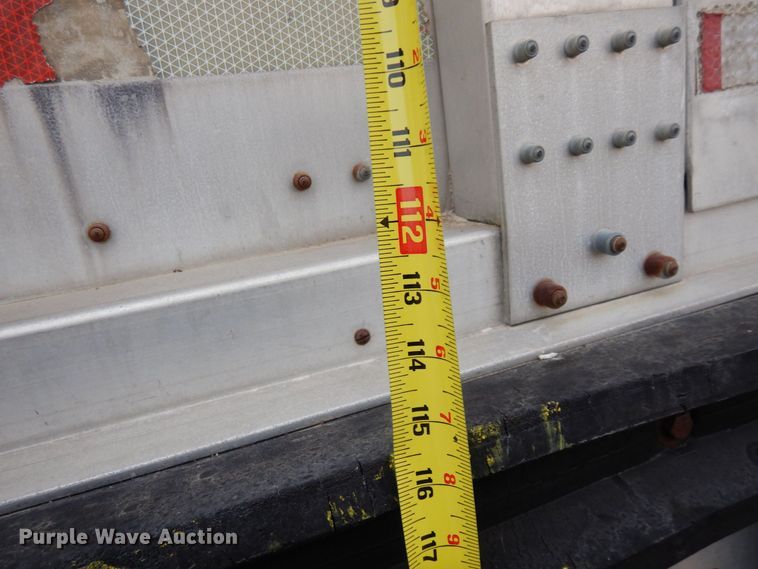 image for item DQ7256 2006 Wilson Trailers PSADL-400P  livestock trailer