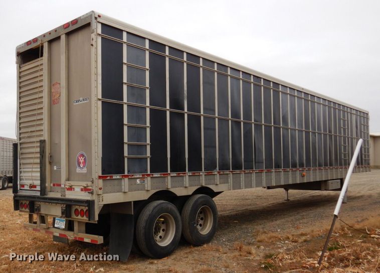 image for item DQ7257 2014 Wilson Trailers PSADL-400P  livestock trailer