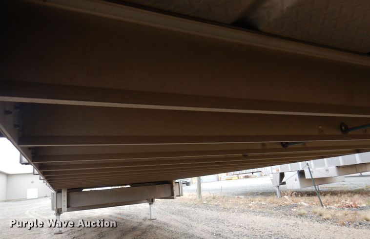 image for item DQ7257 2014 Wilson Trailers PSADL-400P  livestock trailer