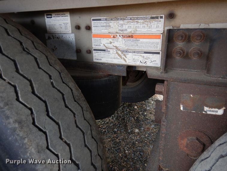 image for item DQ7257 2014 Wilson Trailers PSADL-400P  livestock trailer