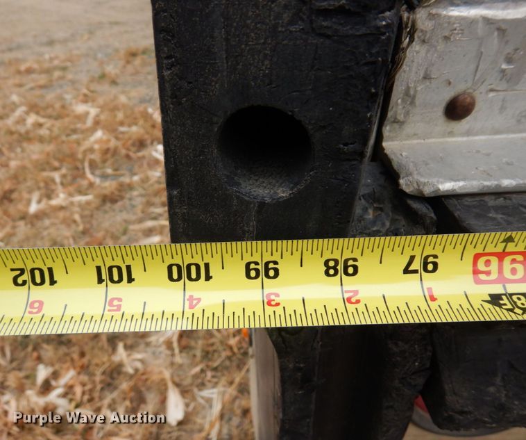 image for item DQ7257 2014 Wilson Trailers PSADL-400P  livestock trailer