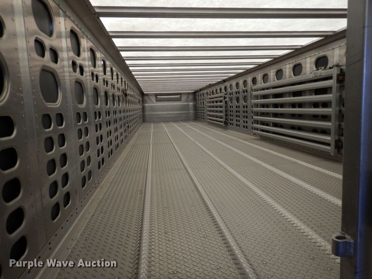 image for item DQ7257 2014 Wilson Trailers PSADL-400P  livestock trailer