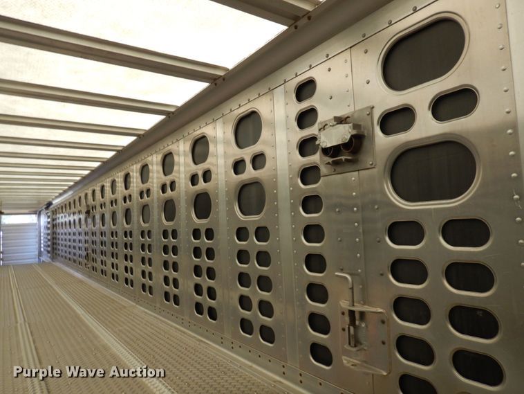 image for item DQ7257 2014 Wilson Trailers PSADL-400P  livestock trailer