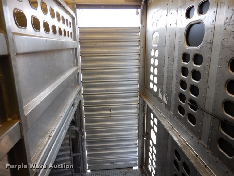 image for item DQ7257 2014 Wilson Trailers PSADL-400P  livestock trailer