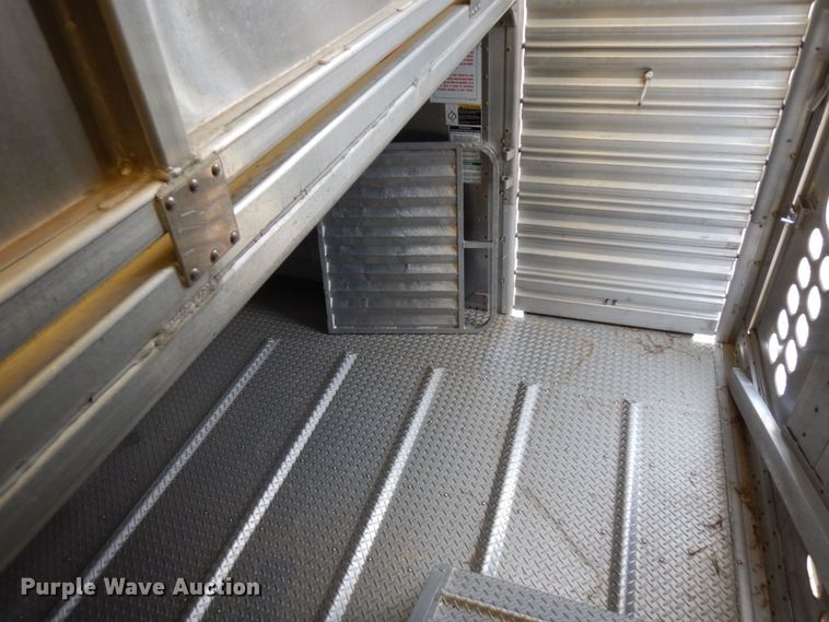 image for item DQ7257 2014 Wilson Trailers PSADL-400P  livestock trailer