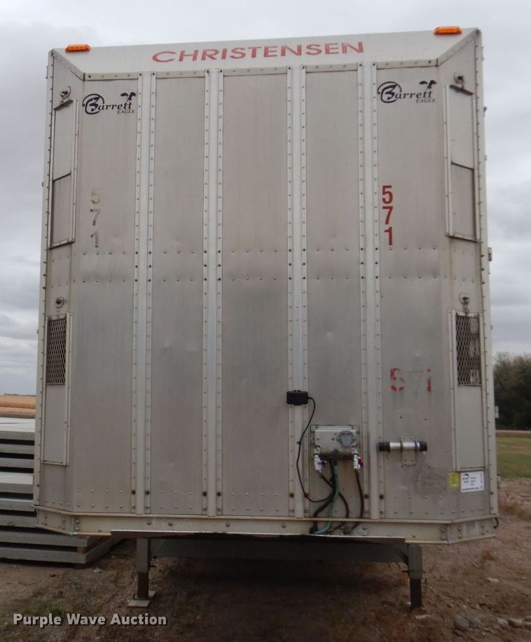 image for item DQ7261 2008 Barrett Trailers  livestock trailer