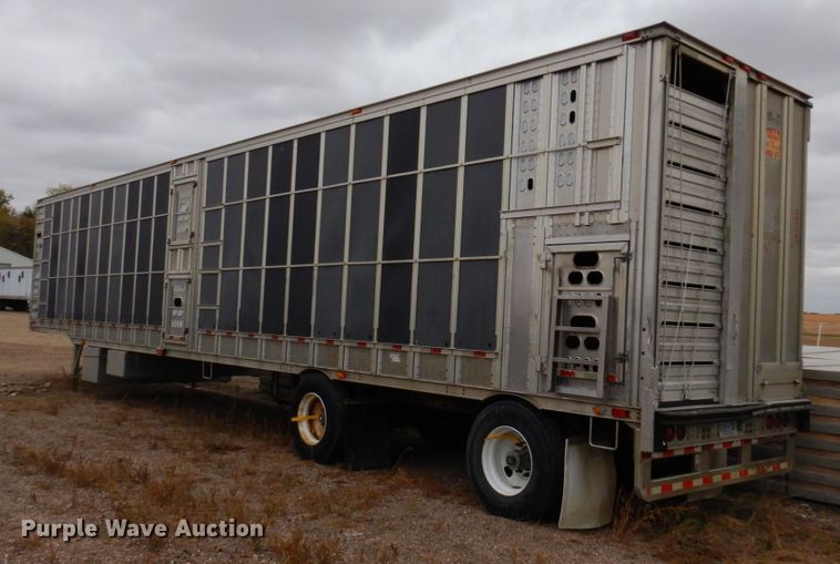 image for item DQ7261 2008 Barrett Trailers  livestock trailer