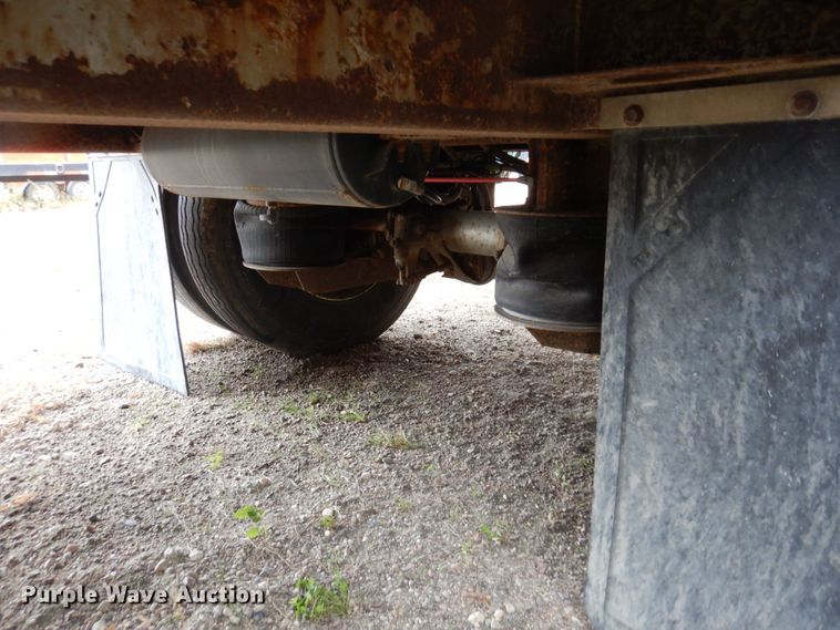 image for item DQ7261 2008 Barrett Trailers  livestock trailer