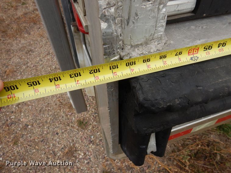 image for item DQ7261 2008 Barrett Trailers  livestock trailer