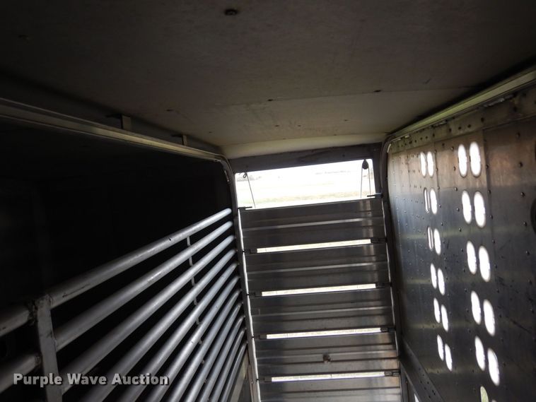 image for item DQ7261 2008 Barrett Trailers  livestock trailer