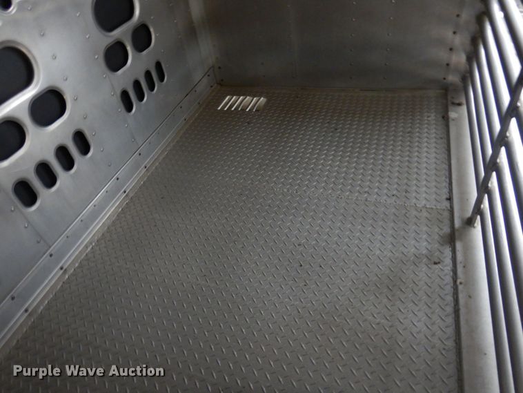 image for item DQ7261 2008 Barrett Trailers  livestock trailer