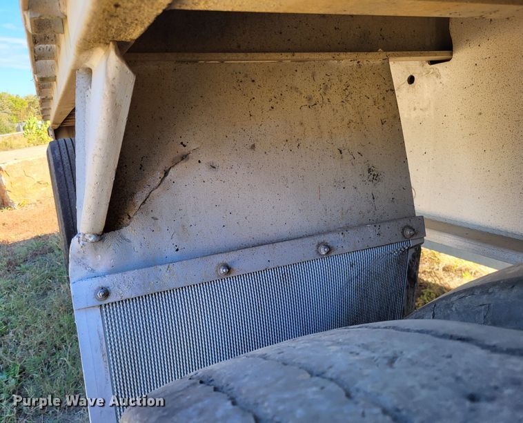 image for item DR0157 1998 Ravens Fleet Hawk  flatbed trailer