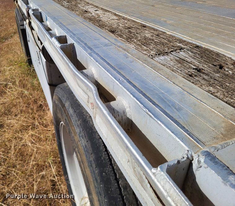 image for item DR0157 1998 Ravens Fleet Hawk  flatbed trailer