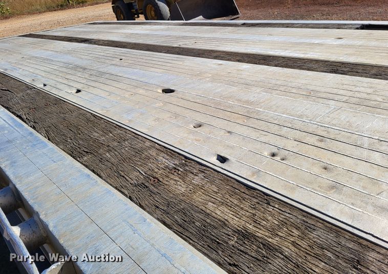 image for item DR0157 1998 Ravens Fleet Hawk  flatbed trailer