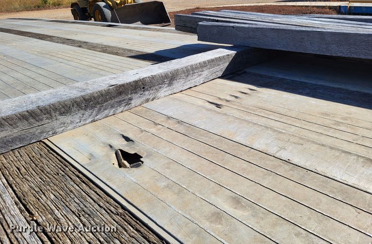 image for item DR0157 1998 Ravens Fleet Hawk  flatbed trailer