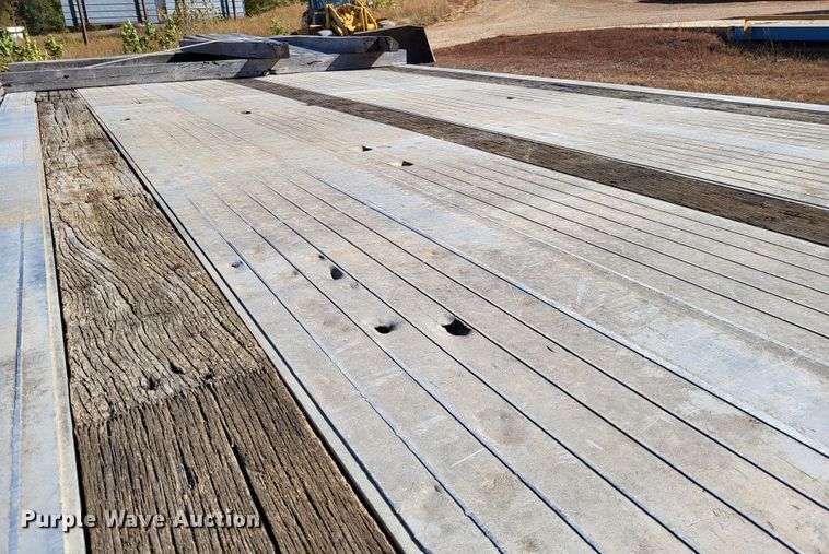 image for item DR0157 1998 Ravens Fleet Hawk  flatbed trailer