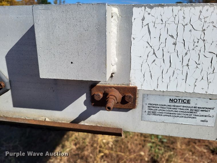 image for item DR0157 1998 Ravens Fleet Hawk  flatbed trailer