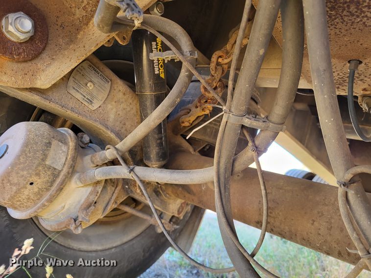 image for item DR0157 1998 Ravens Fleet Hawk  flatbed trailer